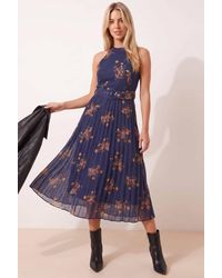 Style Cheat - Luisa Belted Pleated Maxi Dress Floral Print - Lyst