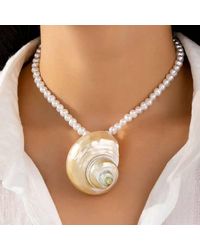 Peach Accessories - Pearlies Beaded Necklace With Shell Pendant - Lyst