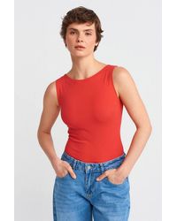 Dilvin - Sleeveless Slim-Fit Boat Neck Blouse - Lyst