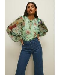 Oasis - Floral Printed Tie Keyhole Blouse - Lyst
