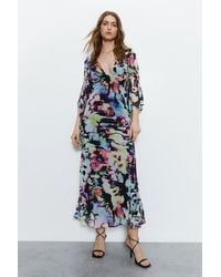Warehouse - Abstract Print Fluted Sleeve Plunge Maxi Dress - Lyst