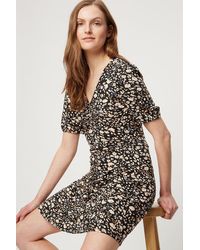 Dorothy Perkins - Floral Ruched Front Fit And Flare Dress - Lyst