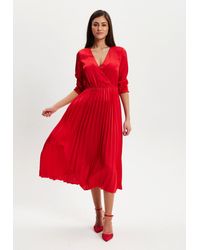 Liquorish - Red Midi Dress With Pleat Details - Lyst