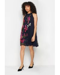 M&CO. - Petite Floral Print Pleated Dress - Lyst
