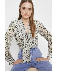 Warehouse - Tie Neck Blouse In Coloured Animal - Lyst
