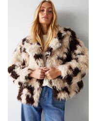 Warehouse - Premium Curly Cow Print Short Fur Coat - Lyst