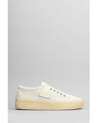 Clarks - Caravan Low Lace Up Shoes In White Suede - Lyst