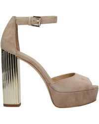 Scarpe col tacco Michael Kors da donna - Fino al 63% di sconto | Lyst