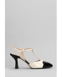 Isabel Ferranti - Pumps In Beige Patent Leather - Lyst