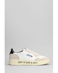 Autry - Medalist Low Sneakers In White Suede And Leather - Lyst