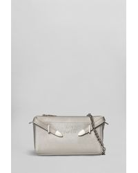 Secret Pon-pon - Borsa a spalla Quira grain pouch in Pelle Argento - Lyst