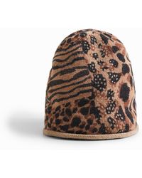 Desigual - Strickmütze Patch Animal Print, Braun - Lyst