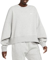 nike essential fleece cropped crew