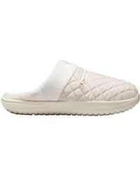 nike fluffy slippers