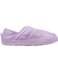 The North Face Slippers for Women | Online Sale up to 30% off | Lyst
