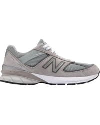 can i wash new balance sneakers