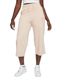 nike loose fit capris