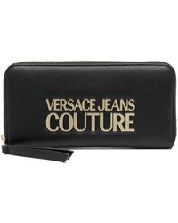 PORTAFOGLIO CON LOGOVersace Jeans Couture in Materiale sintetico di colore Rosa 5% di sconto Donna Portafogli e portatessere da Portafogli e portatessere Versace Jeans Couture 