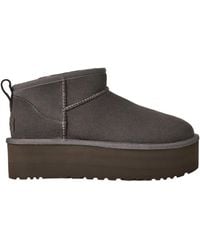 UGG - Stivaletto Donna Classic Ultra Mini Con Plateau Sand - Lyst