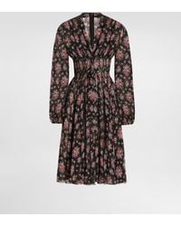 Dolce & Gabbana - Kleid Aus Chiffon Mit Einem Print Mit Kleinen Blumensträußen - Lyst