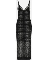 Dolce & Gabbana - Longuette-Kleid Im Slip-Dress-Stil Aus Elastischer Chantilly-Spitze - Lyst
