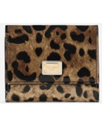 Dolce & Gabbana - Geldbörse Aus Glänzendem Kalbsleder Mit Leopardenmuster-Aufdruck - Lyst