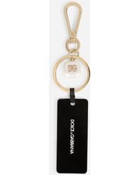 Dolce & Gabbana Portachiavi in metallo con tag e perla logata - Multicolore