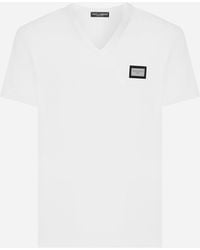 Dolce & Gabbana - Baumwoll-T-Shirt V-Ausschnitt Mit Logoplakette - Lyst