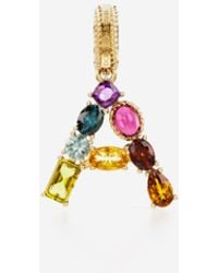 Dolce & Gabbana - Charm A Alphabet Aus 18-Karätigem Gelbgold Mit Mehrfarbigen Edelsteinen - Lyst