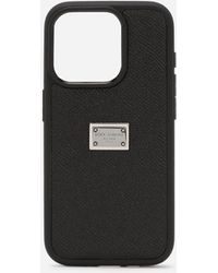 Dolce & Gabbana - Funda Para Iphone 15 Pro En Piel De Becerro Con Estampado Dauphine - Lyst
