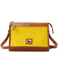 dooney & bourke wayfarer zip crossbody
