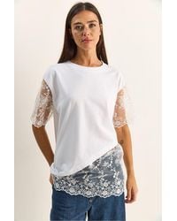 Bianco Lucci - Embroidered Crew Neck Relaxed Fit T-Shirt - Lyst