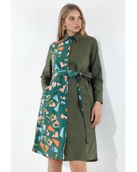 Msn-Collection - Geprinte Mini Shirt Jurk Met Strikdetail - Lyst