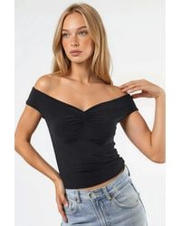 Hiccup - Off Shoulder Fitted Sandy Crop Top - Lyst
