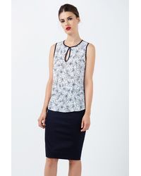 Conquista - Aansluitende Kokerrok Met Contrasterende Witte Streep - Lyst