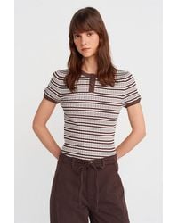 Dilvin - Gestreepte Geribbelde Blouse Met Knopen Aan De Voorkant - Lyst