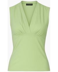 Conquista - Lichtgroene, Mouwloze Aansluitende Top Met V-hals, Zachte Viscosemix - Lyst