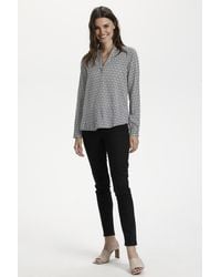 Kaffe - Blouse Met Lange Mouwen Regular Fit Black / Chalk Fan Print Black White - Lyst
