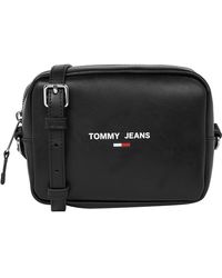 tommy hilfiger essential messenger bag