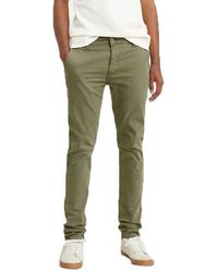 levis skateboarding chino