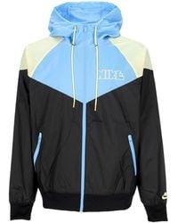 Nike - Veste Coupe-Vent Doublee Tissee Windrunner Pour Hommes, Noir/Bleu Universite/Mousseline De Citron - Lyst