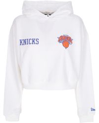 KTZ - Sudadera Con Capucha Corta Y Ligera Para Mujer Nba Team Logo Crop Hoodie Neykni Blanco/Azul - Lyst