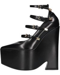 Versace - Tempest Plateau-Pumps - Lyst