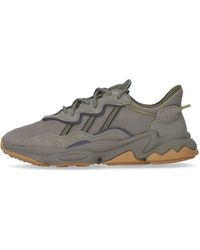 adidas - Ozweego Herren-Halbschuh Grau/Legend Earth/Raw Khaki - Lyst