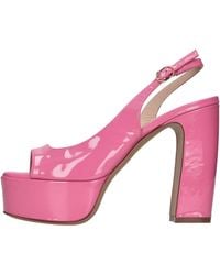 Roberto Festa - Sandelblumen - Lyst