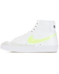 Nike - Zapatillas Altas Mujer W Blazer Mid 77 Essential Blanco/Volt/Naranja/Negro - Lyst