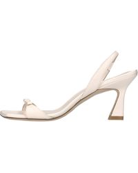 Stuart Weitzman - Sandelblumen - Lyst