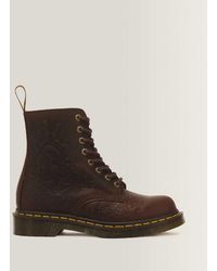 Dr. Martens - 1460 Pascal Deboss Floral 8-Ösen Crazy Horse Leder Stiefel - Lyst