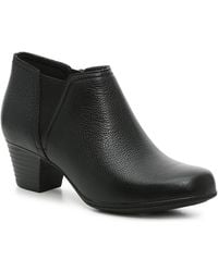 clarks valarie 2 may bootie