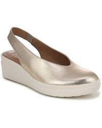 Naturalizer - Sutton Pump - Lyst